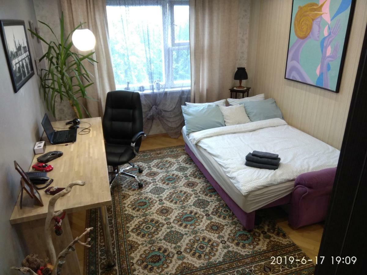 Apartamenty V Minske S Dwumä Spalnyami ภายนอก รูปภาพ