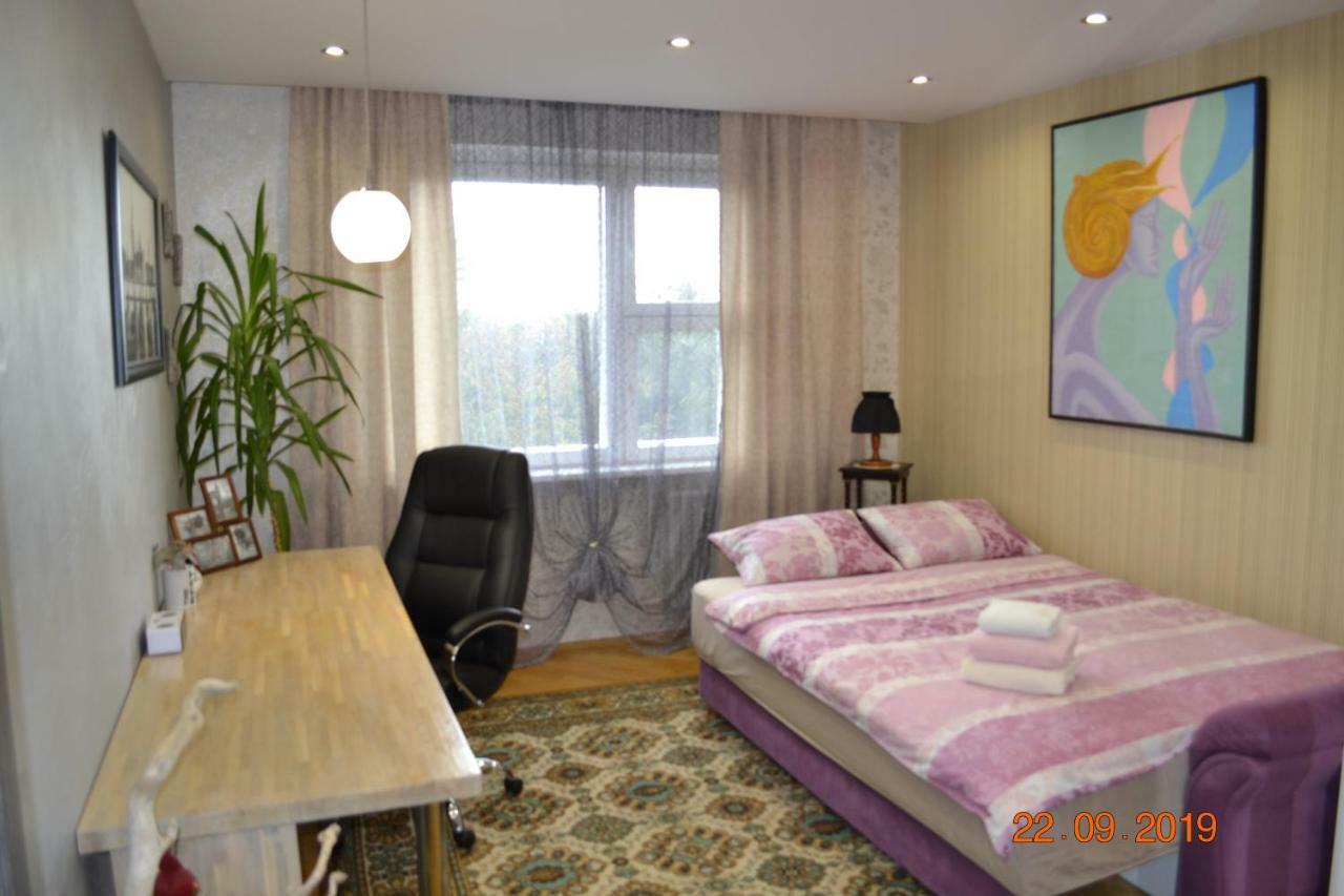 Apartamenty V Minske S Dwumä Spalnyami ภายนอก รูปภาพ